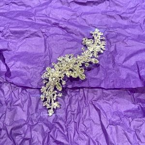 Bridal hair clip